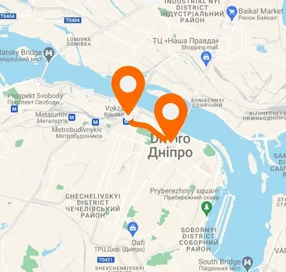 Railway Station — city center — horizontal layout