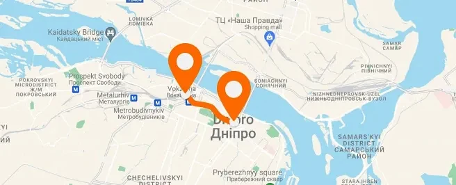 Railway Station — city center — vertical layout